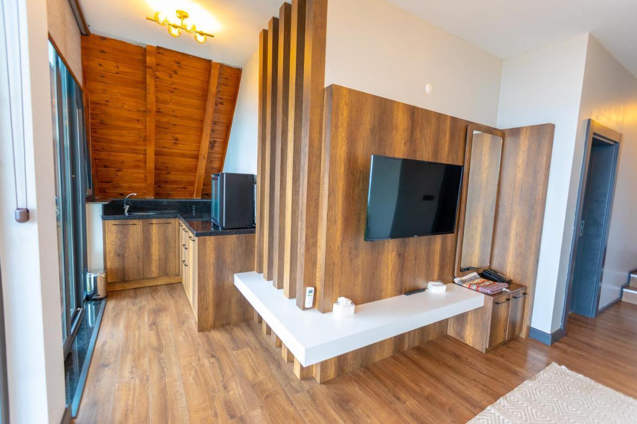Santana Otel Trabzon Esterno foto
