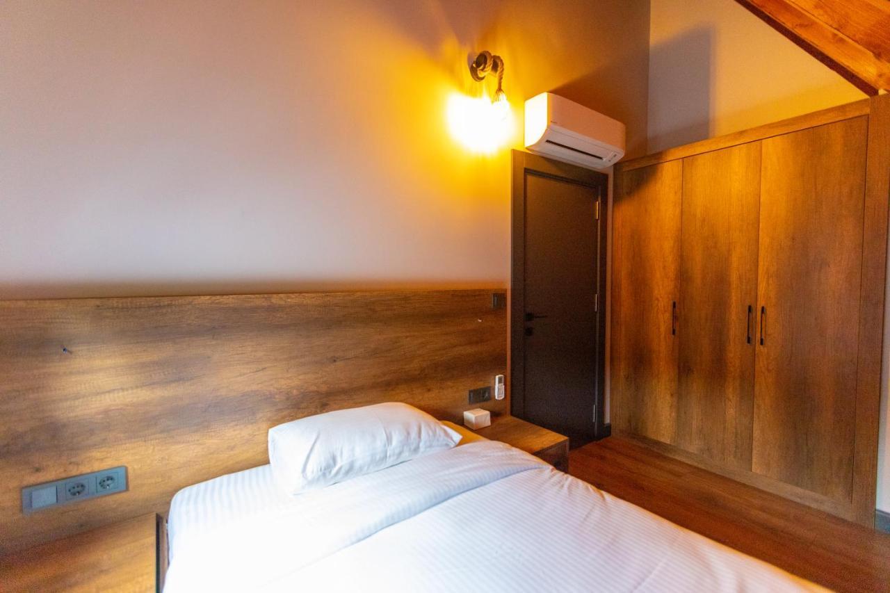 Santana Otel Trabzon Esterno foto