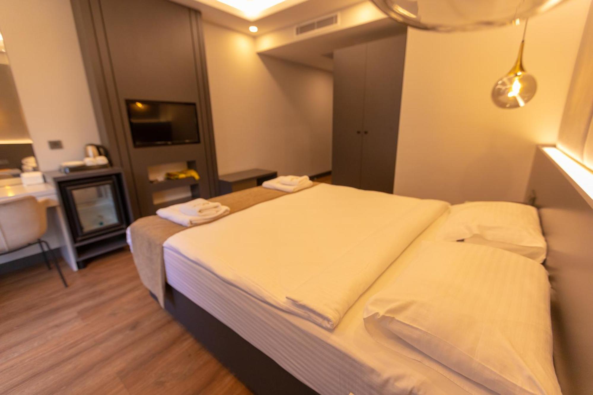 Santana Otel Trabzon Esterno foto