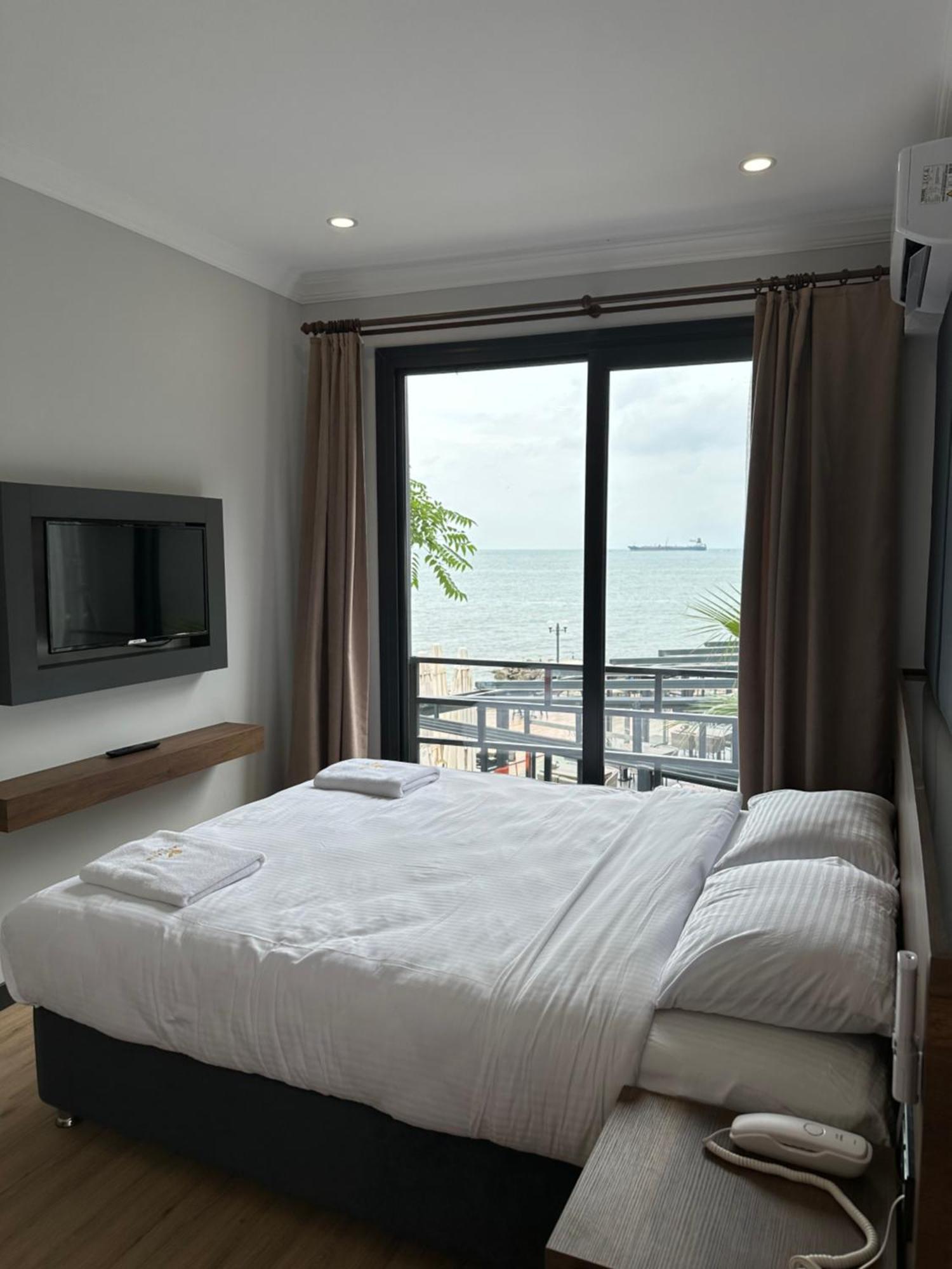 Santana Otel Trabzon Esterno foto