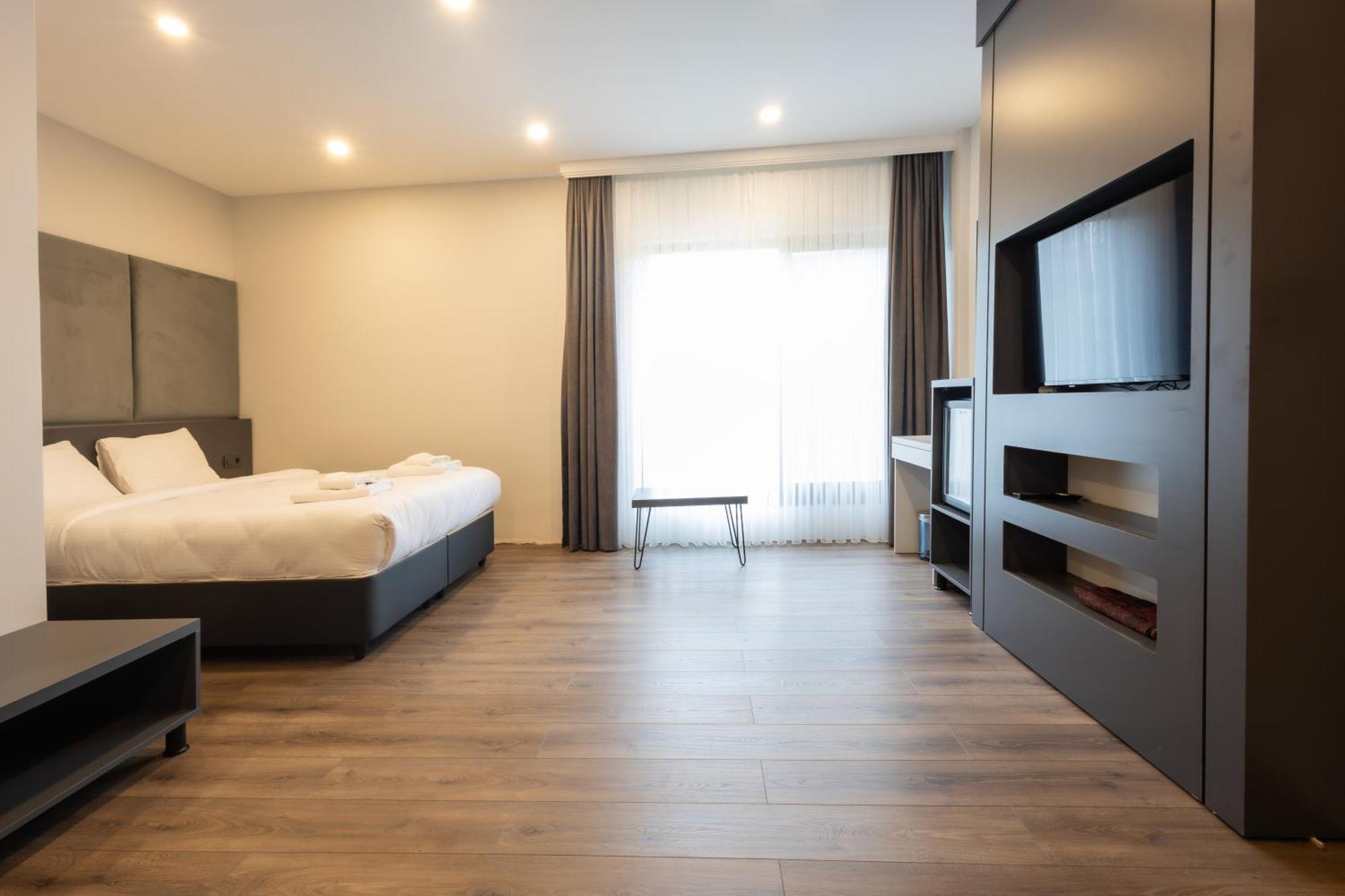Santana Otel Trabzon Esterno foto