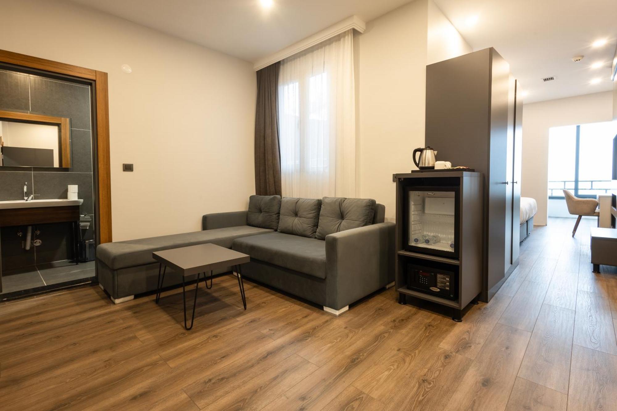 Santana Otel Trabzon Esterno foto